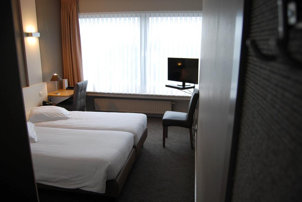 Hotel Melinda Ostende Habitación foto